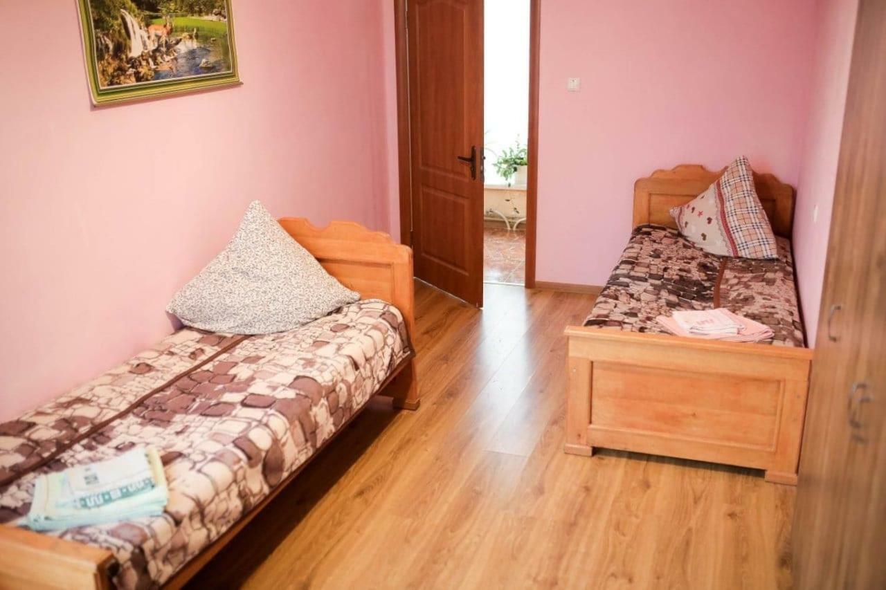Дідів Рай Hotel Volovets Eksteriør billede